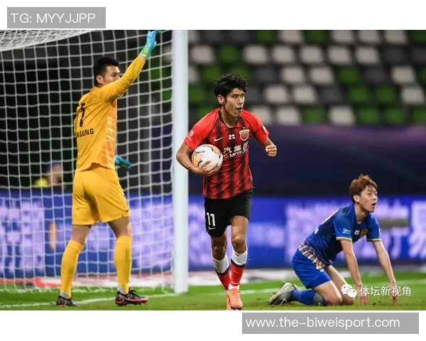 伊戈达罗罚球失手阿伦飞身救球重夺球权引发比赛悬念